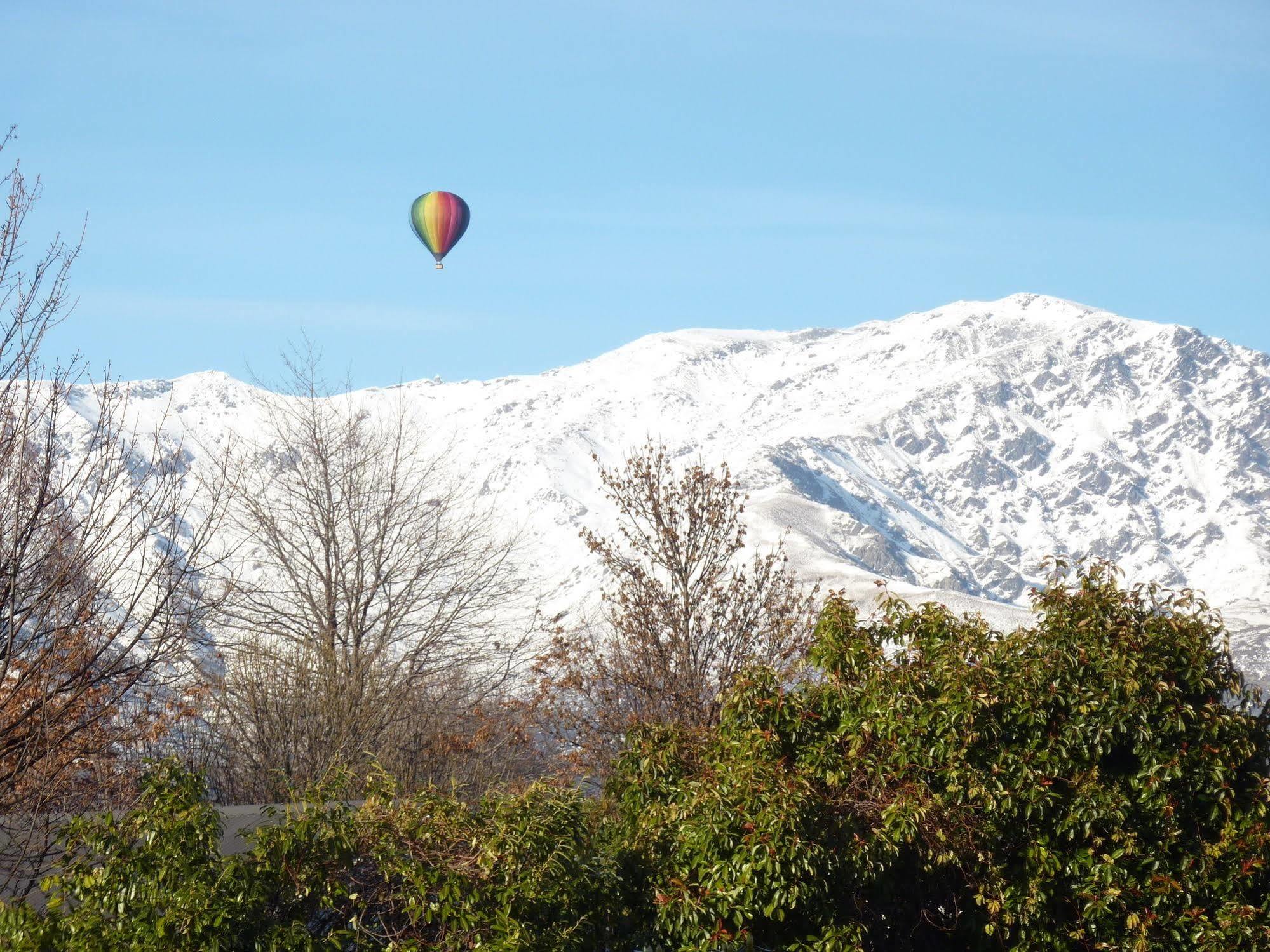 Arrowtown Viking Lodge Motel ภายนอก รูปภาพ