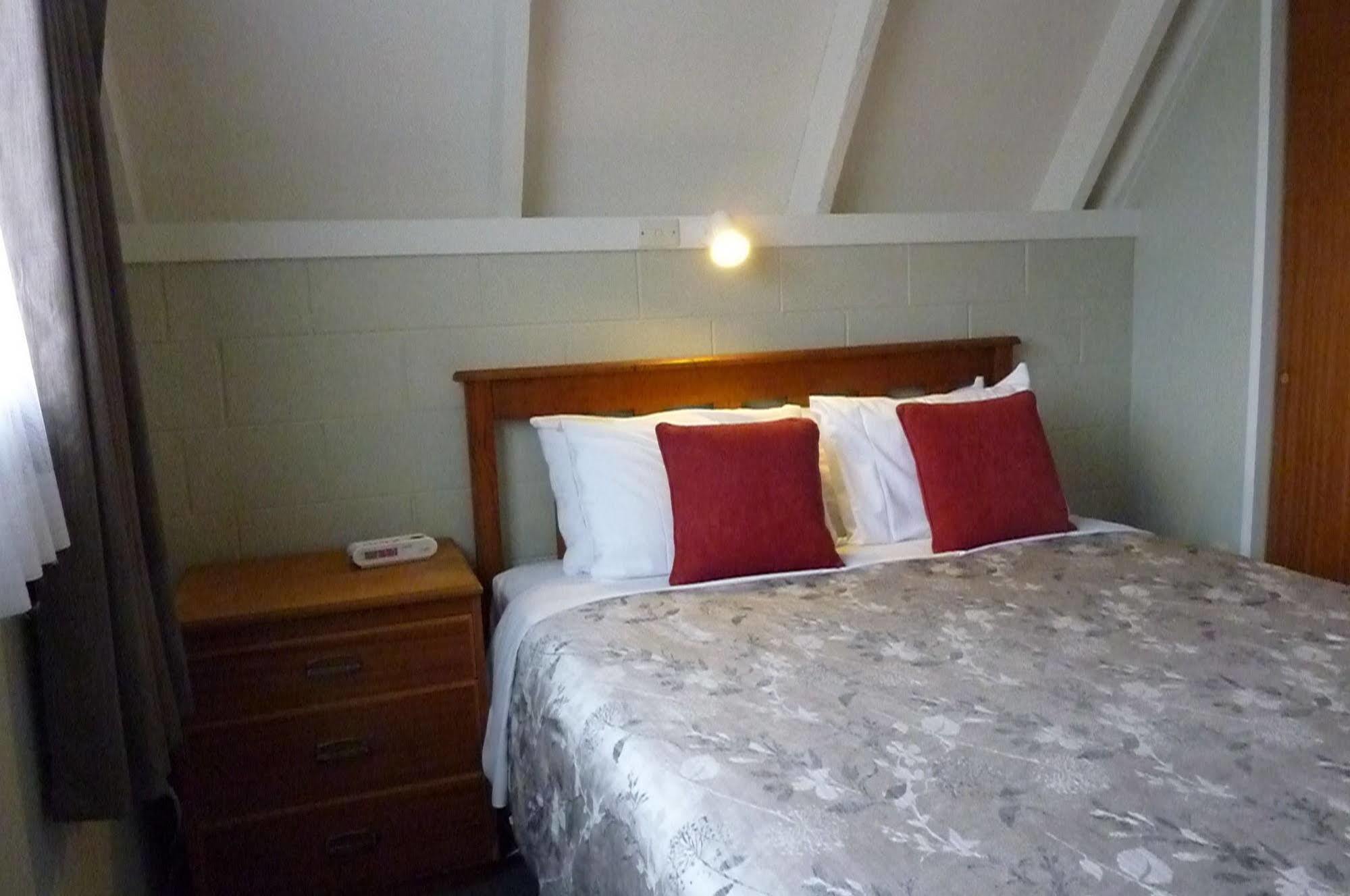 Arrowtown Viking Lodge Motel ภายนอก รูปภาพ